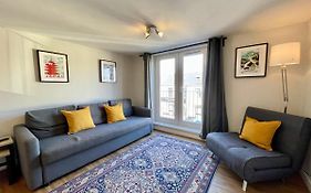 **6 Person City Centre Apartment**